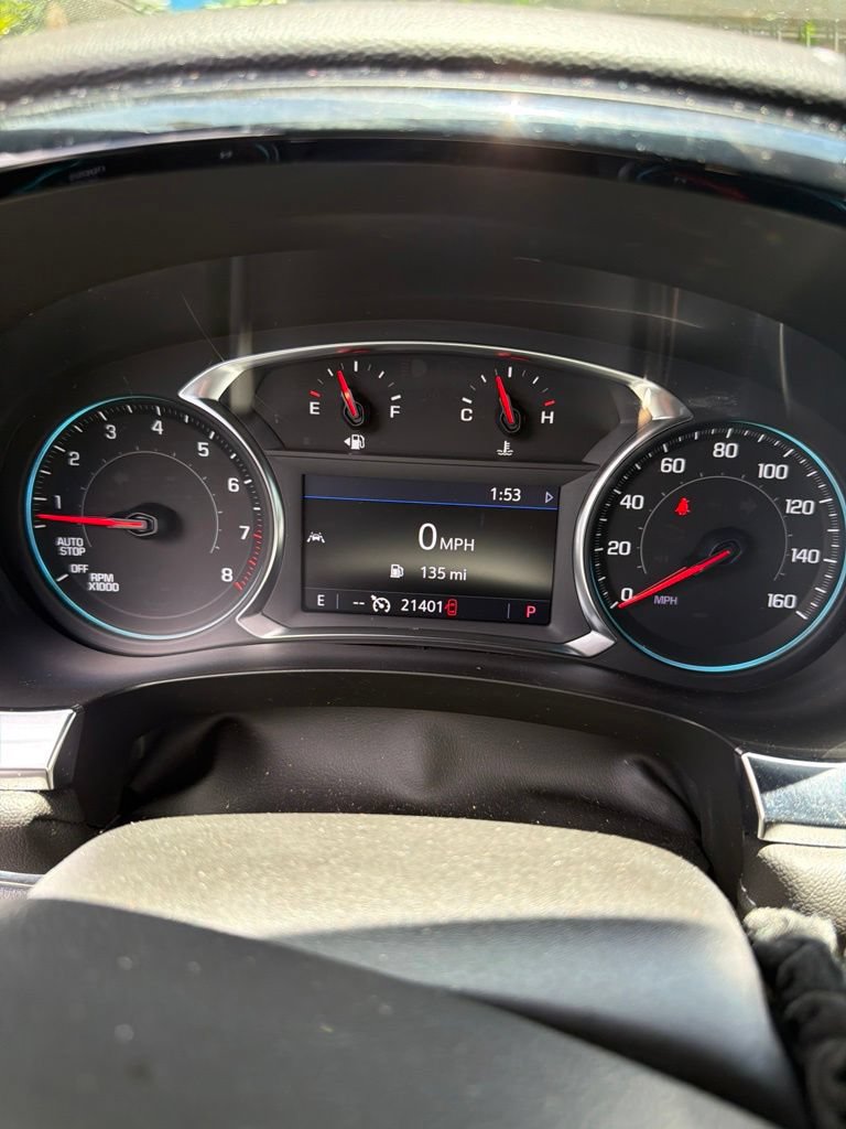 Used 2023 Chevrolet Traverse LT FWD image 6