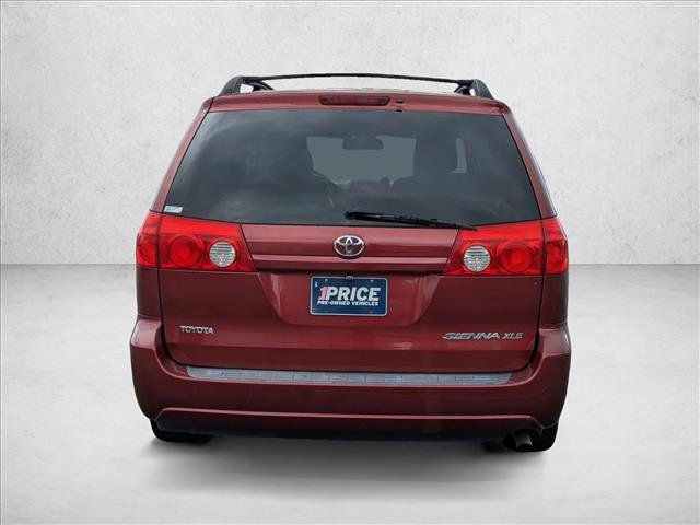Used 2010 Toyota Sienna XLE FWD image 6