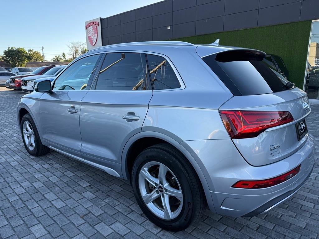 Used 2021 Audi Q5 2.0T Premium w/ Convenience Package AWD/4WD image 5