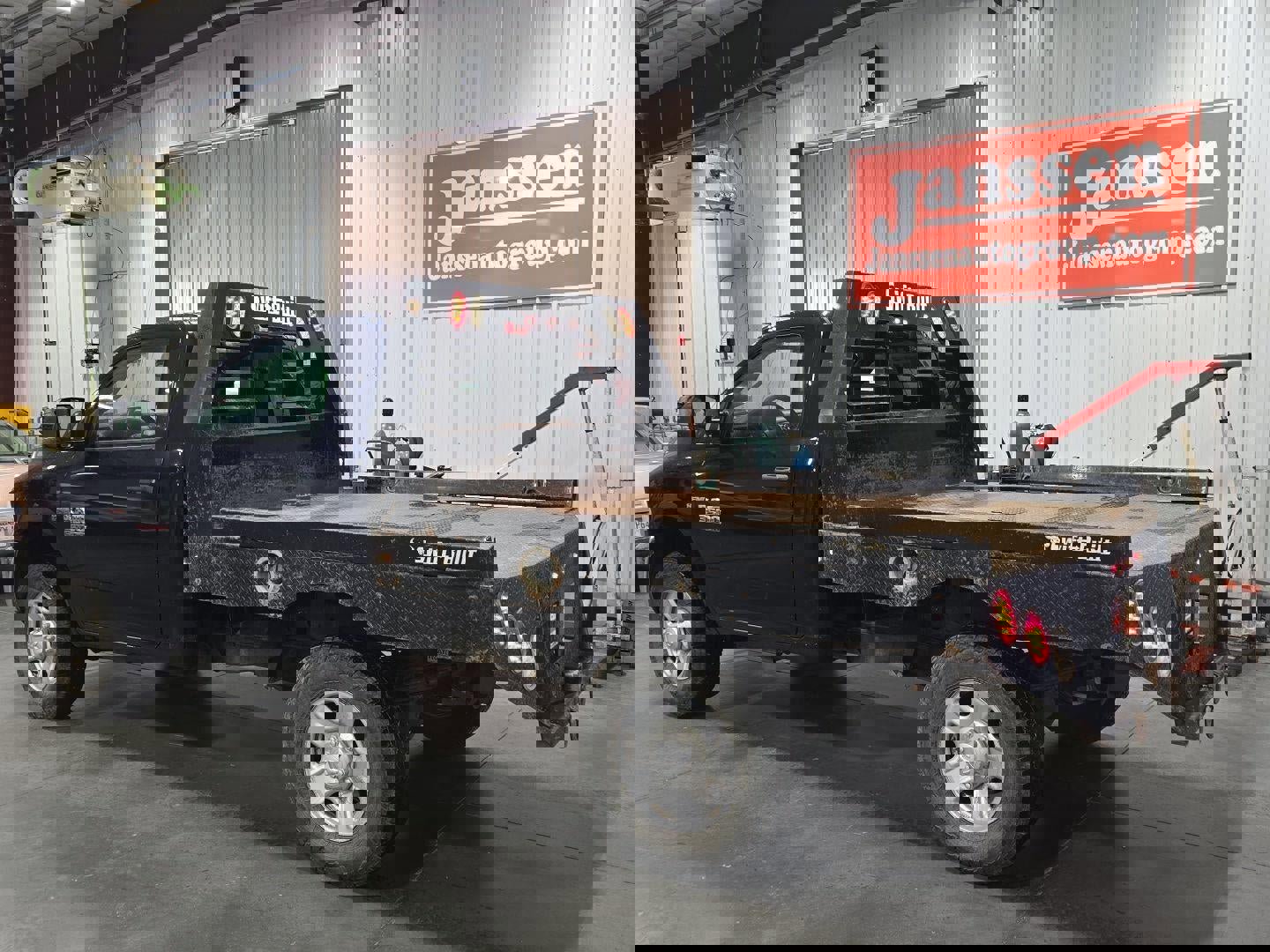 Used 2016 RAM 3500 Tradesman w/ Popular Equipment Group image 3