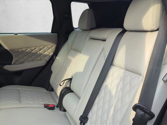 Used 2023 Mitsubishi Outlander SEL image 19