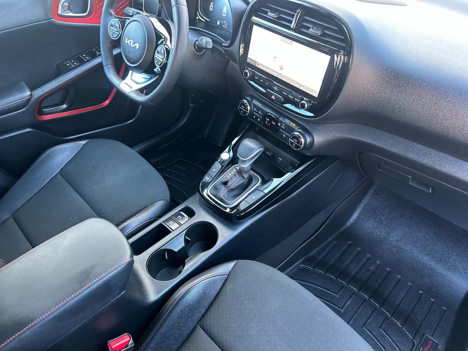 Used 2023 Kia Soul GT-Line w/ GT-Line Technology Package FWD image 16