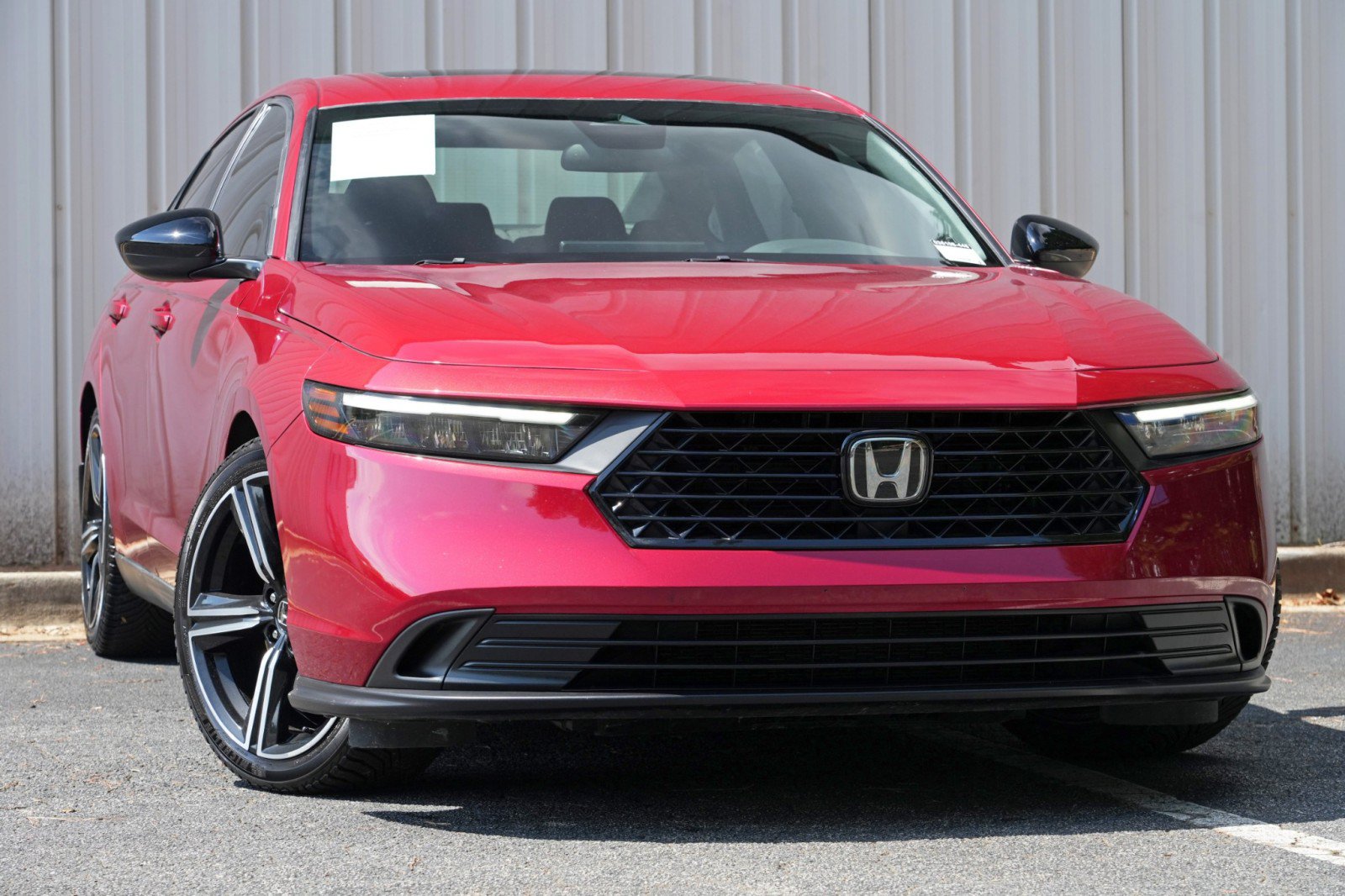 Used 2023 Honda Accord Sport image 2