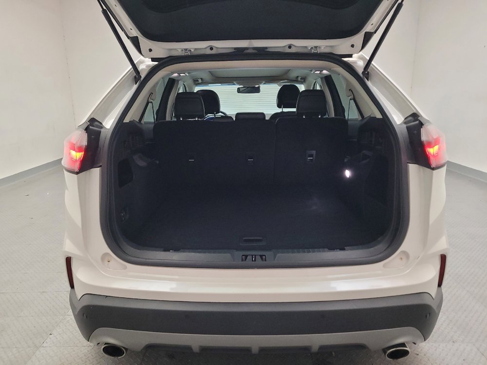 Used 2019 Ford Edge SEL FWD image 29