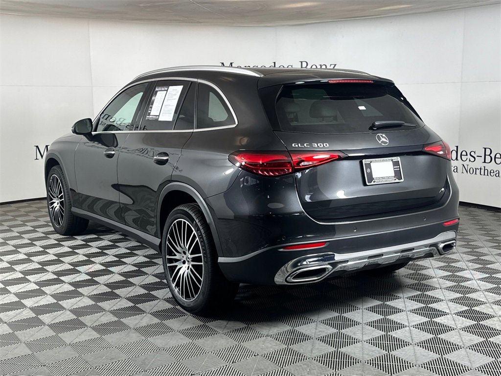 Certified 2025 Mercedes-Benz GLC 300 image 5