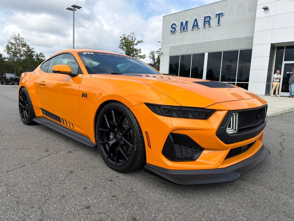 Used 2026 Ford Mustang GT Premium w/ GT Performance Package RWD image 2