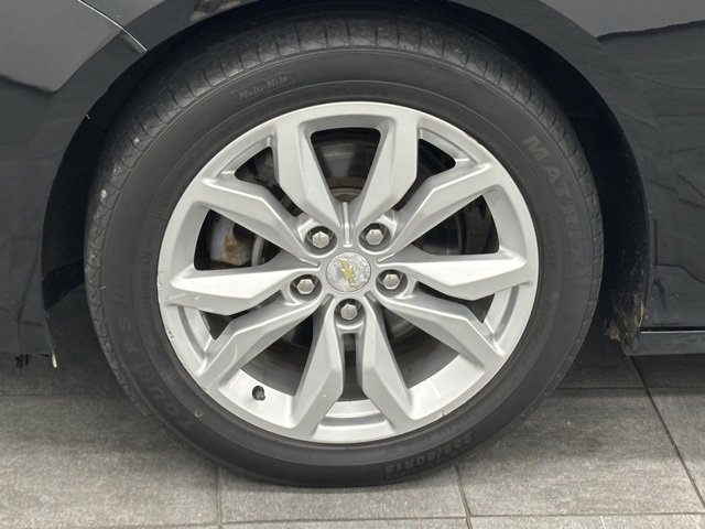 Used 2017 Chevrolet Impala LT image 6