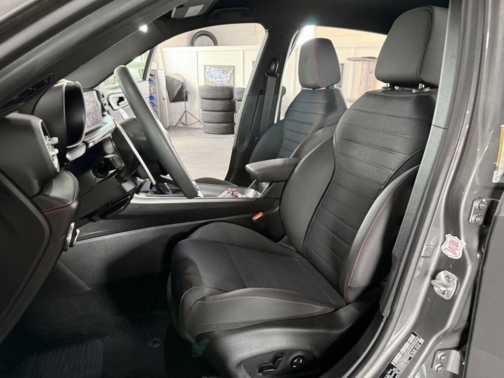 Used 2024 Dodge Hornet R/T image 24