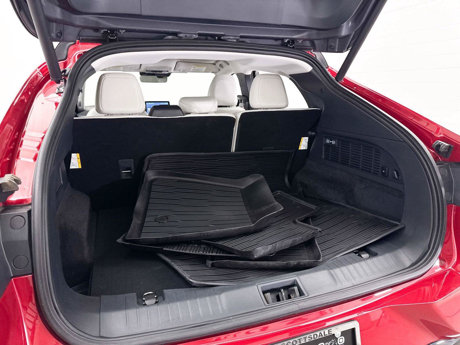 Used 2022 Ford Mustang Mach-E Premium RWD image 31