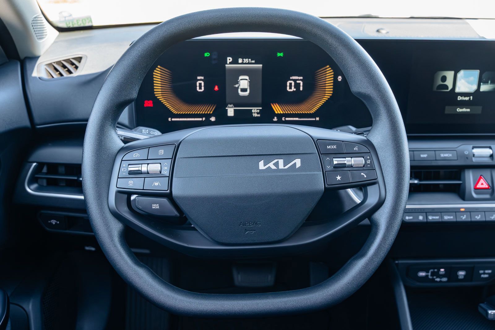 New 2026 Kia K4 LXS image 18