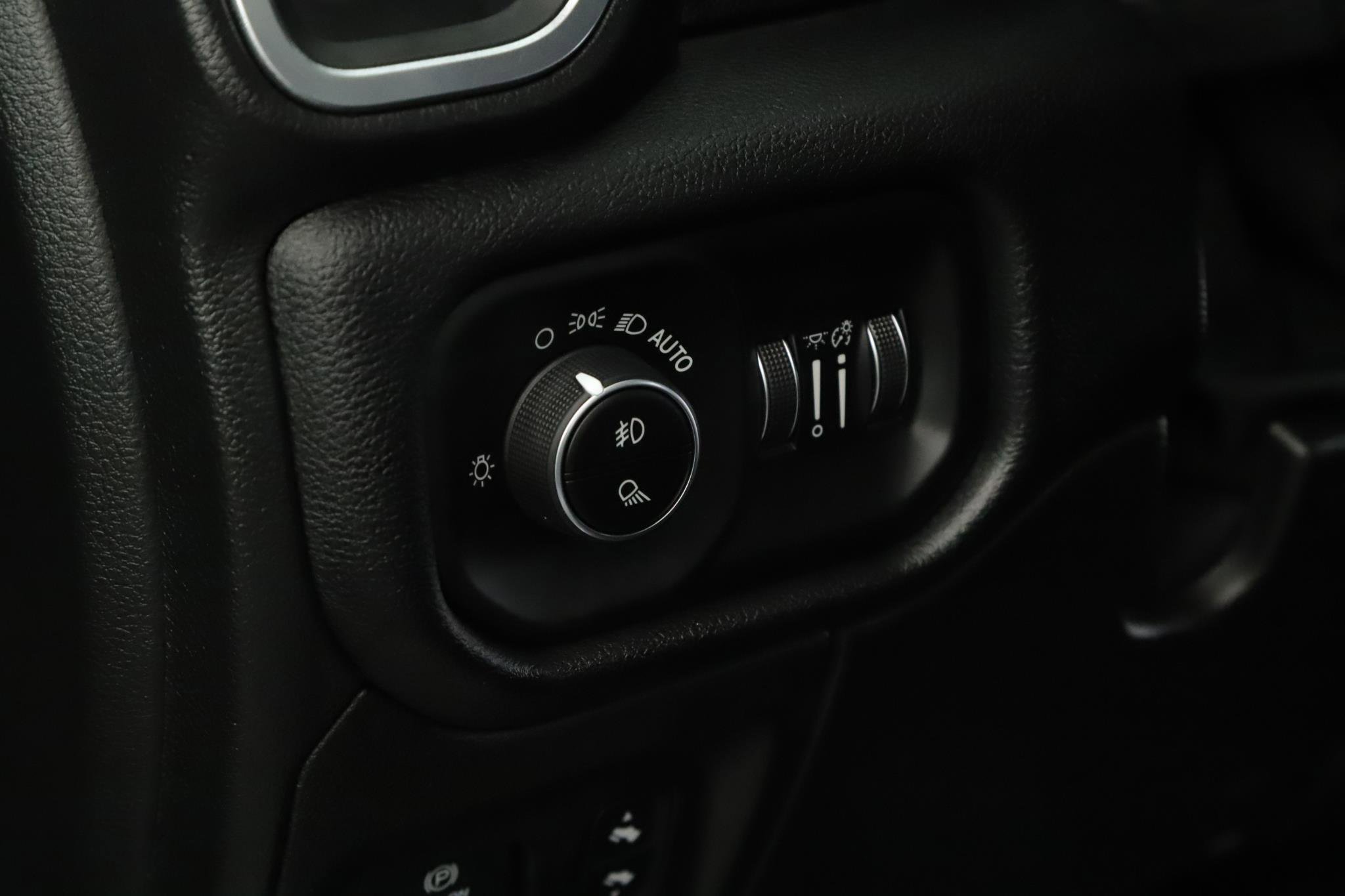 Used 2022 RAM 1500 Laramie image 10