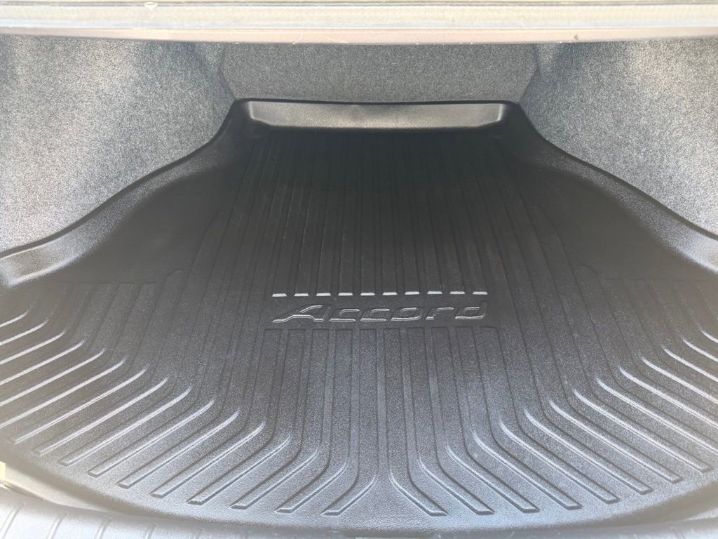 Used 2015 Honda Accord EX-L image 7