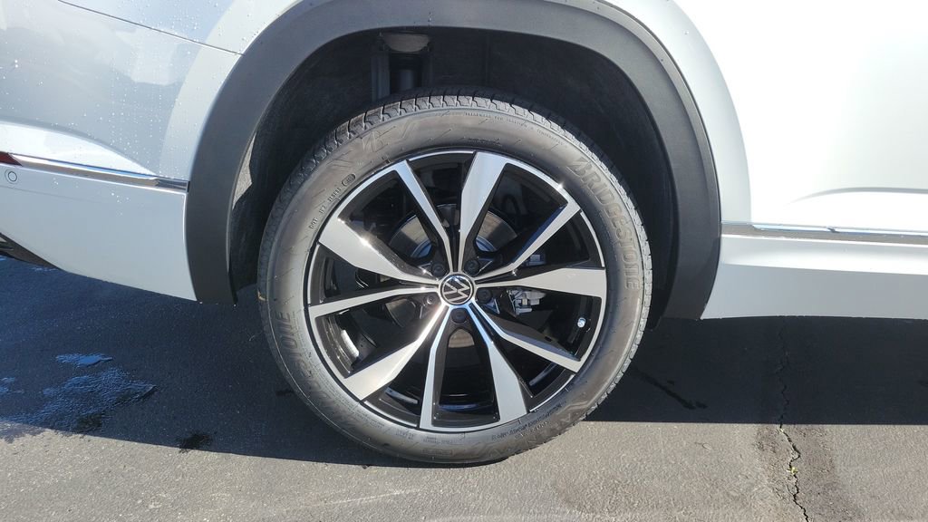 New 2026 Volkswagen Atlas SEL Premium R-Line image 27