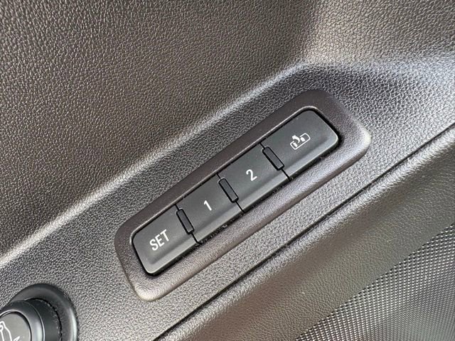 Used 2019 Chevrolet Equinox Premier FWD image 26