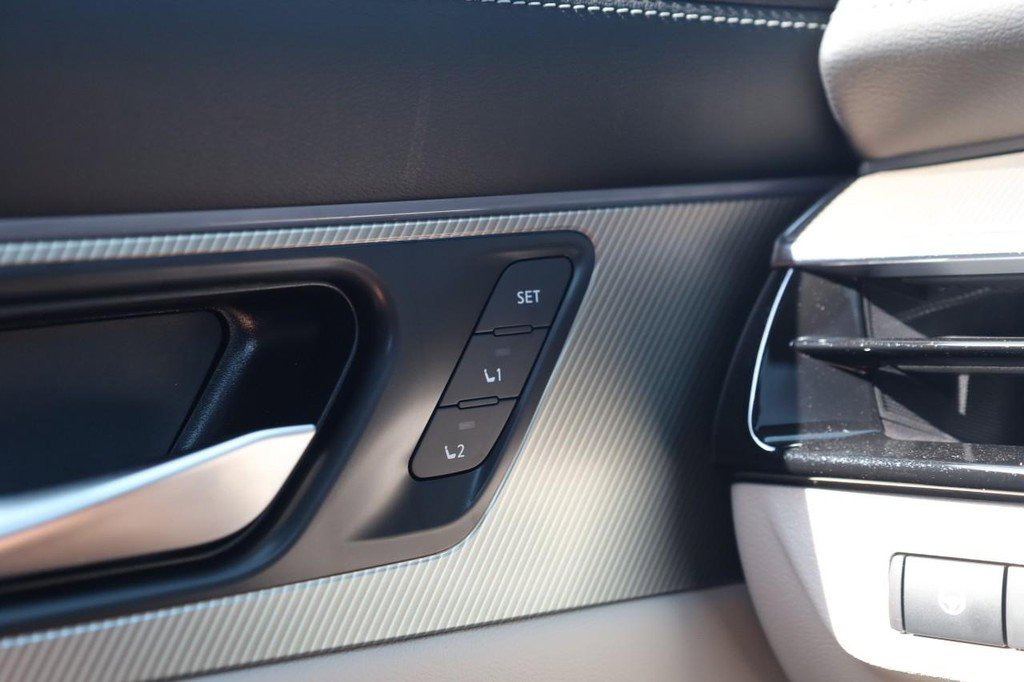 New 2025 Nissan Murano SL image 22