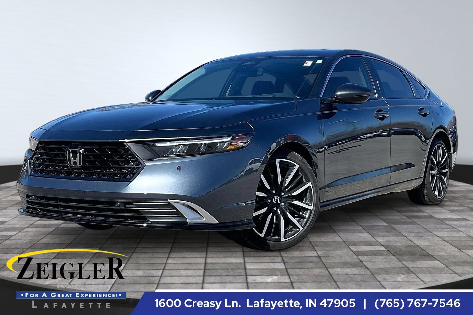 Used 2024 Honda Accord Touring image 1