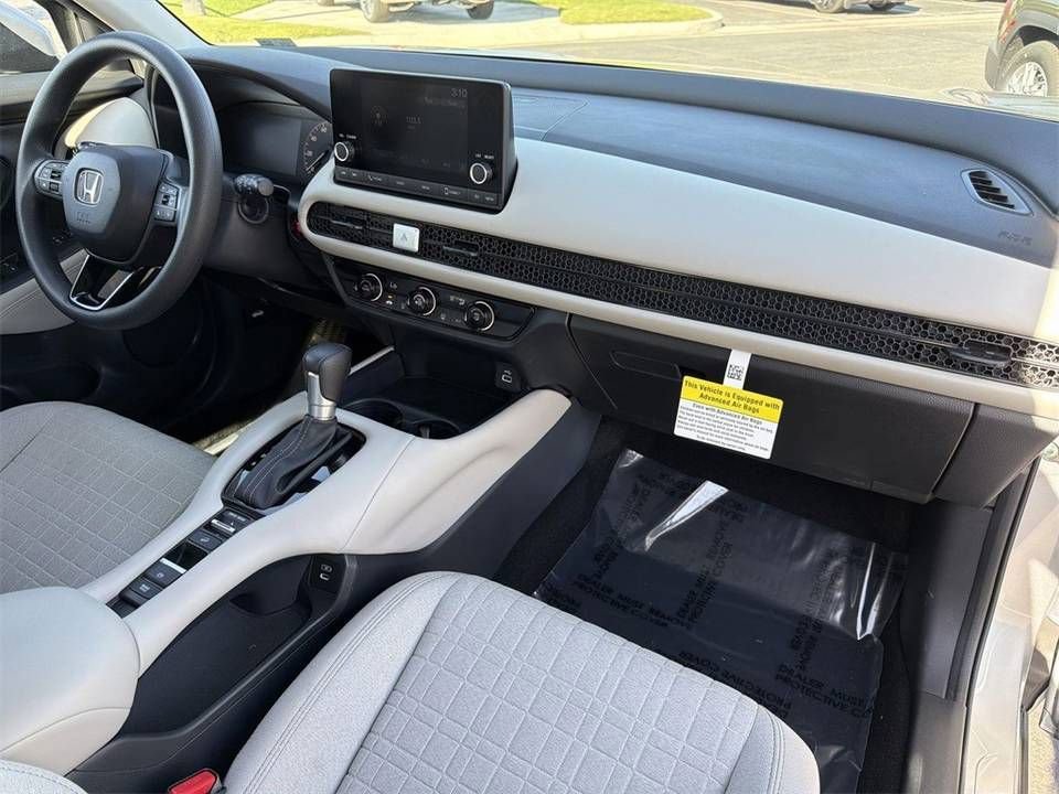 Used 2025 Honda HR-V LX image 14