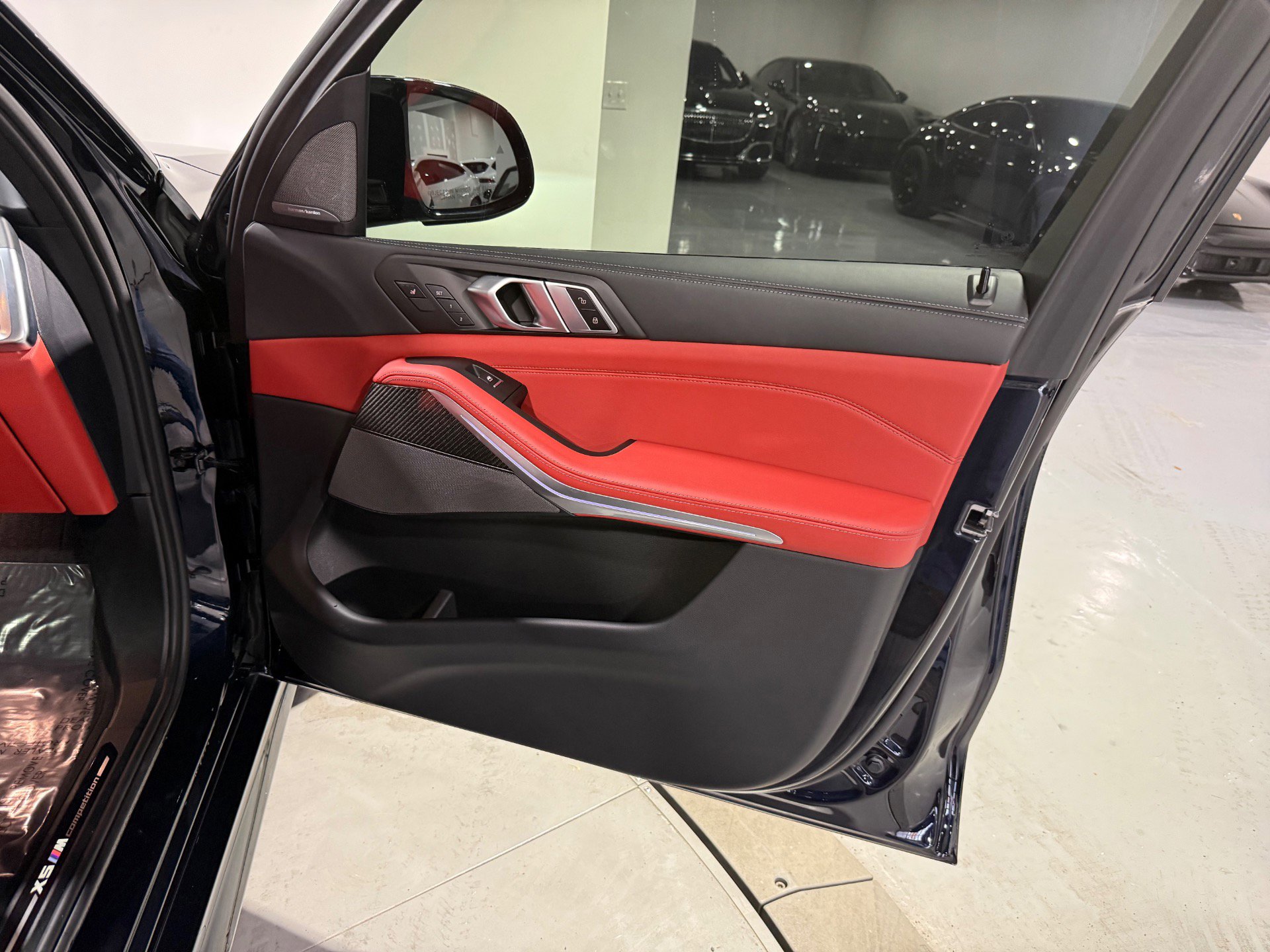 Used 2025 BMW X5 M Competition w/ Executive Package image 53