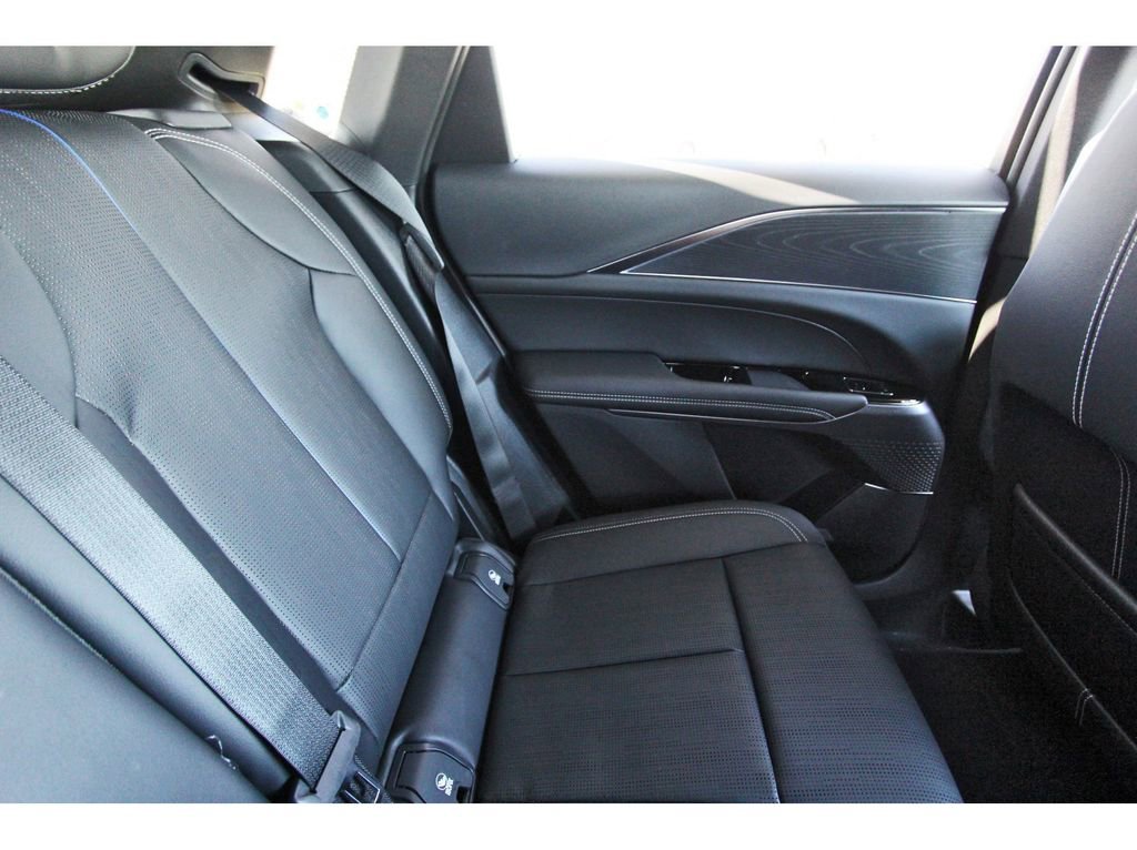 New 2026 Cadillac Lyriq Luxury image 11