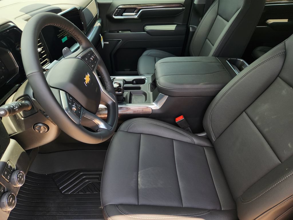 New 2026 Chevrolet Silverado 1500 LTZ AWD/4WD image 9
