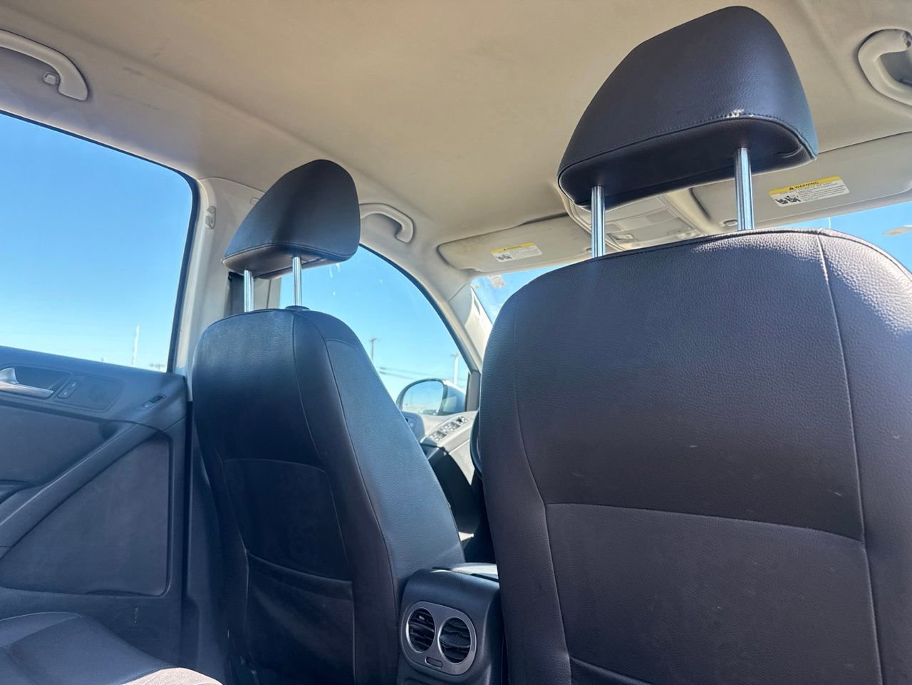 Used 2017 Volkswagen Tiguan S FWD image 29