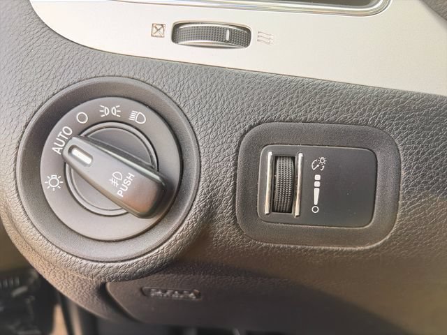Used 2019 Dodge Journey GT AWD/4WD image 11