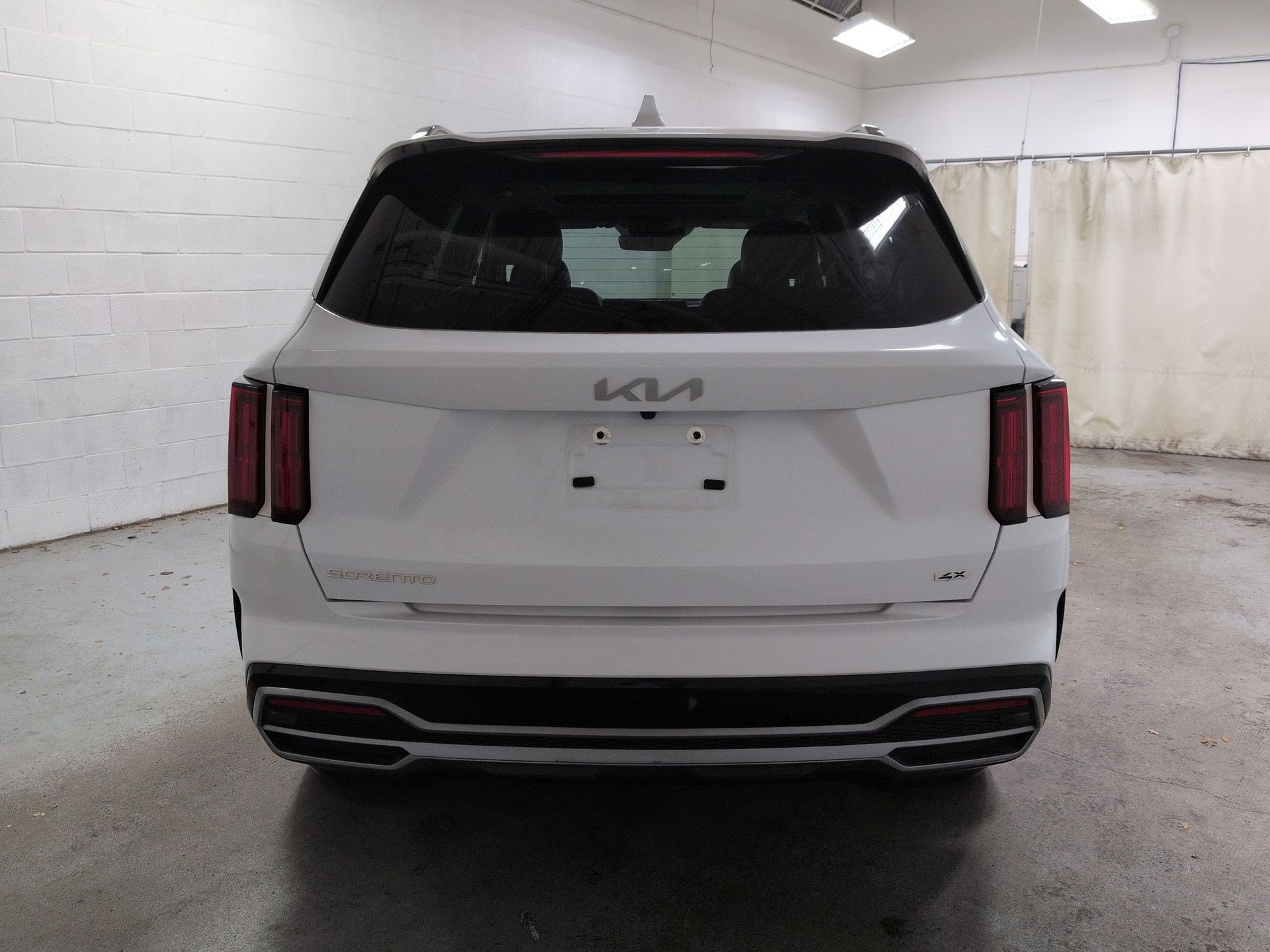 Used 2023 Kia Sorento SX image 7