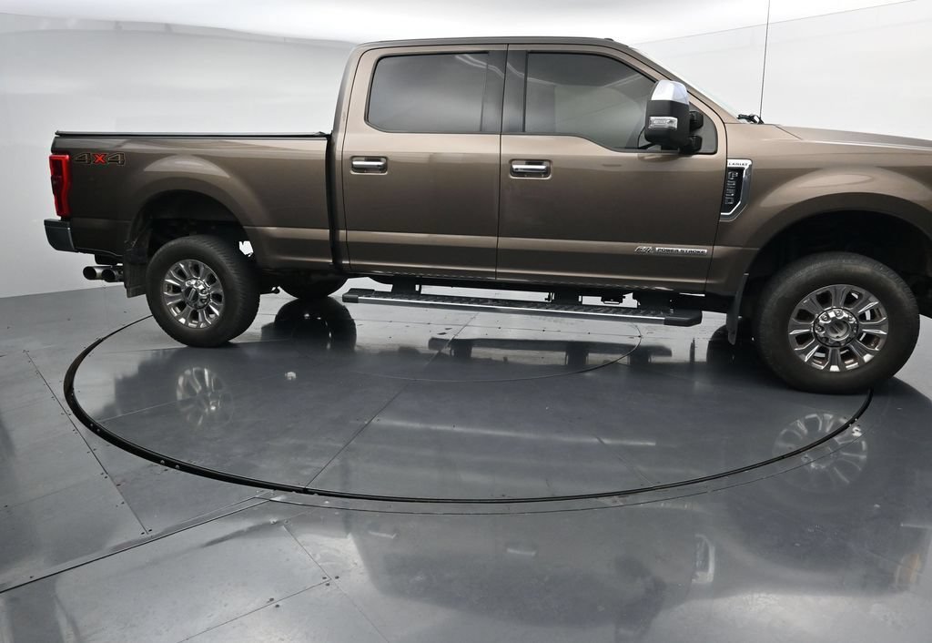Used 2017 Ford F250 Lariat w/ Chrome Package AWD/4WD image 9