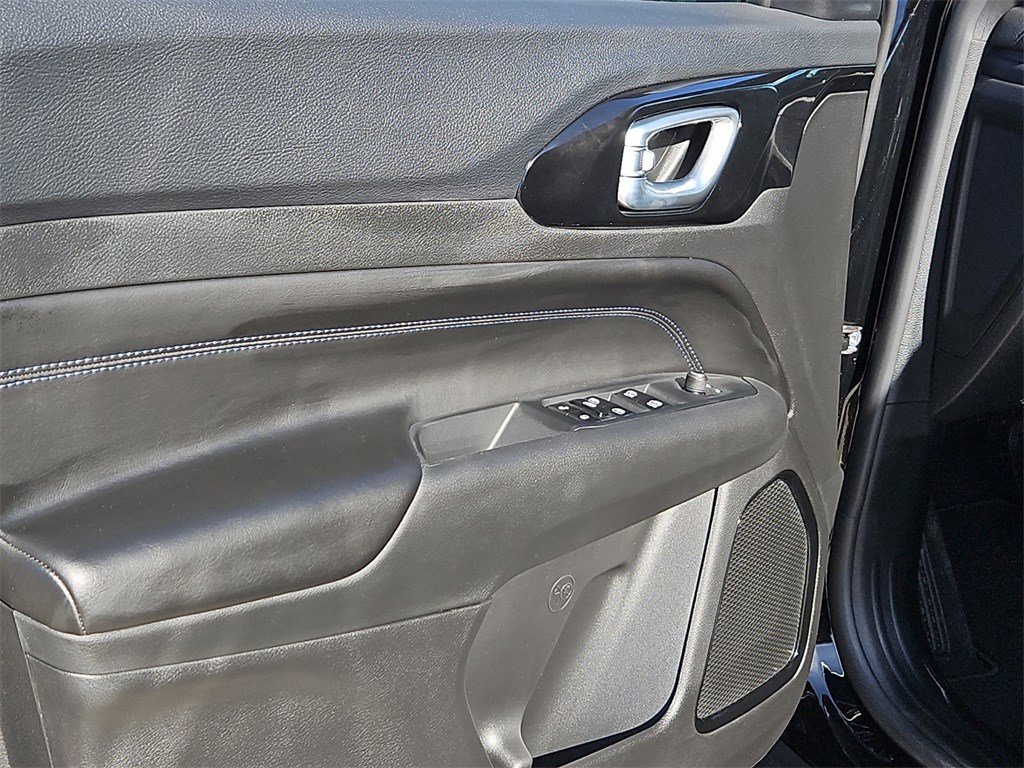 New 2026 Jeep Compass Latitude image 21