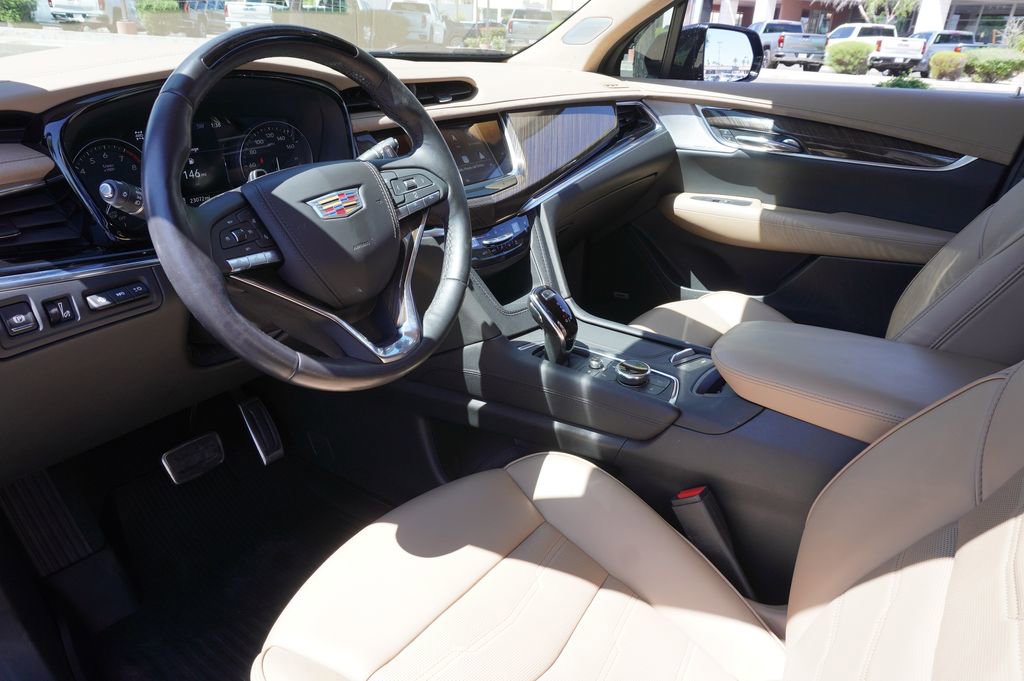 Certified 2024 Cadillac XT6 Sport w/ LPO, Onyx Lite Package image 18
