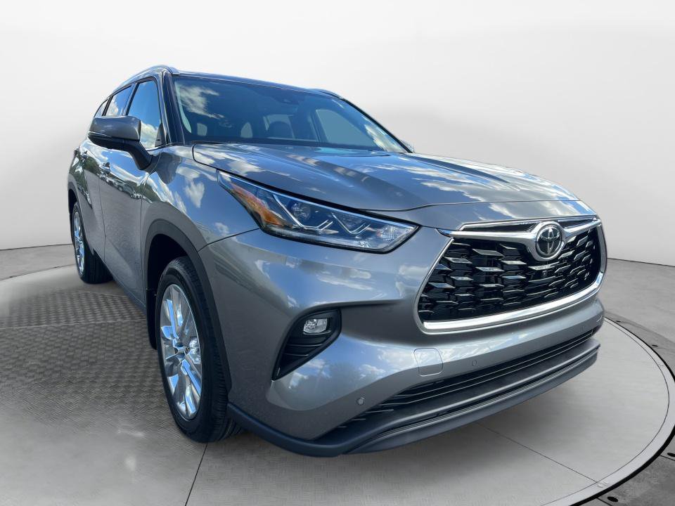 New 2026 Toyota Highlander Limited AWD/4WD image 22