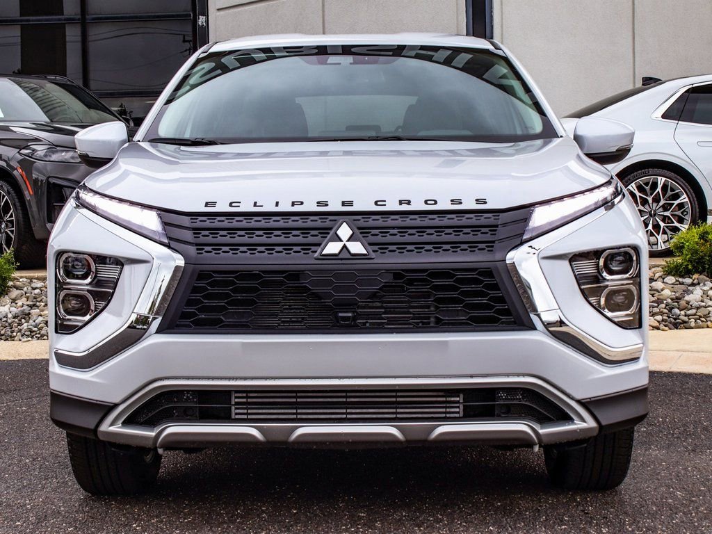 New 2026 Mitsubishi Eclipse Cross SE image 2