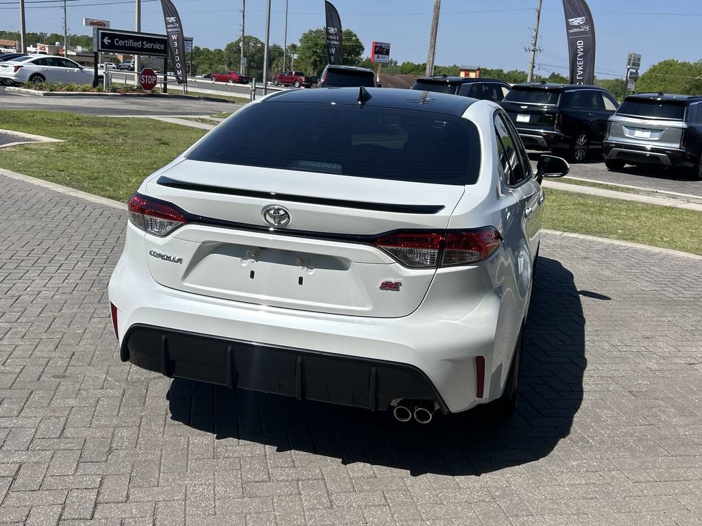 Used 2026 Toyota Corolla SE w/ SE Package FWD image 6