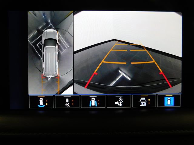 Used 2022 Chevrolet Tahoe LT w/ LT Signature Plus Package image 34