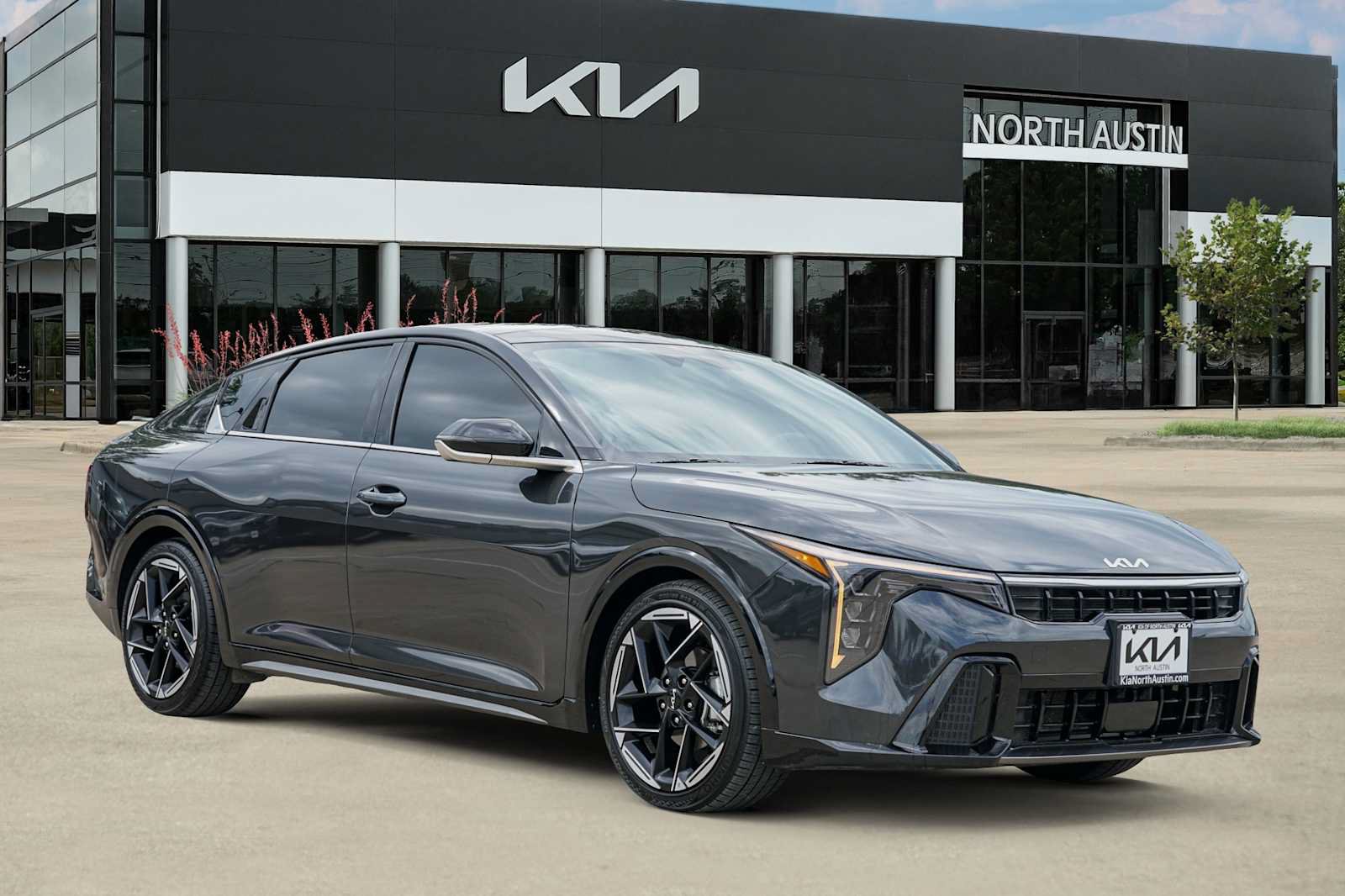 Certified 2025 Kia K4 GT-Line w/ GT-Line Sunroof Package FWD image 7