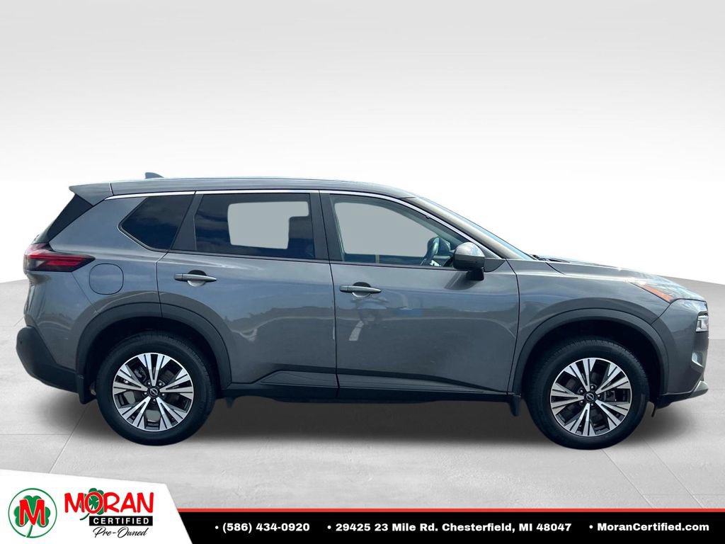 Used 2022 Nissan Rogue SV AWD/4WD image 6