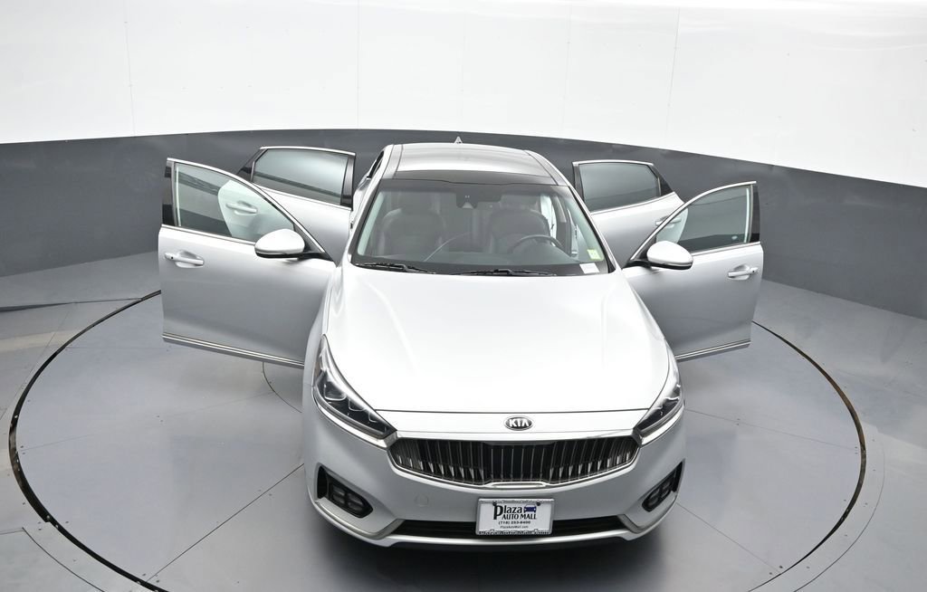 Certified 2017 Kia Cadenza Technology FWD image 45