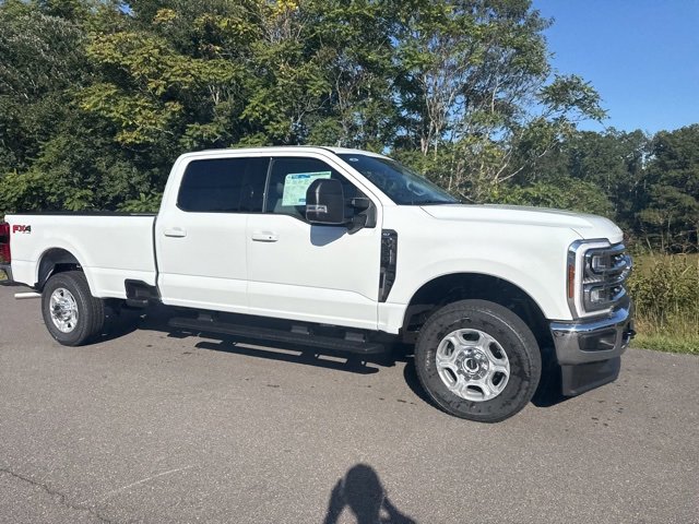 New 2026 Ford F250 XLT image 2