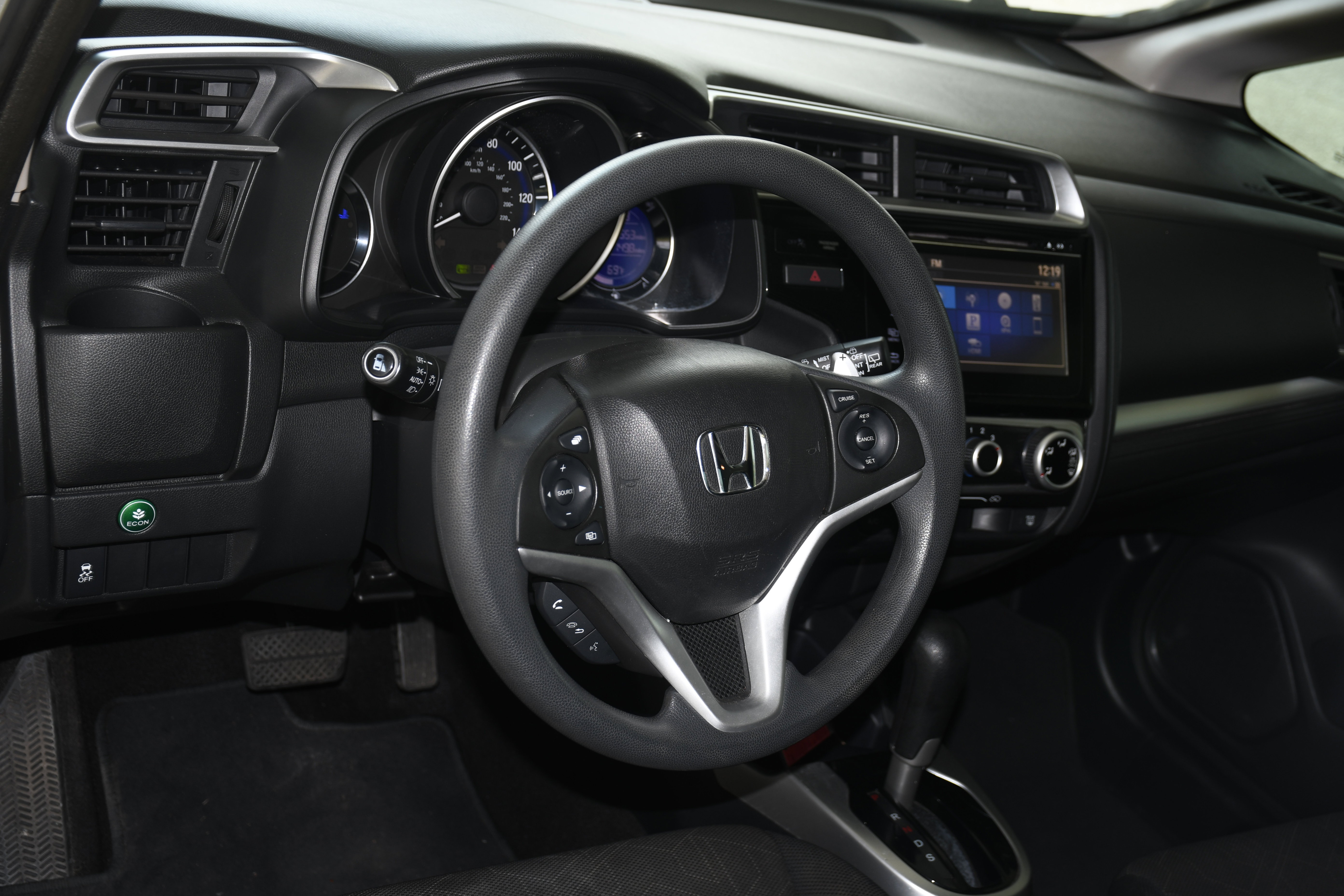 Used 2015 Honda Fit EX image 9