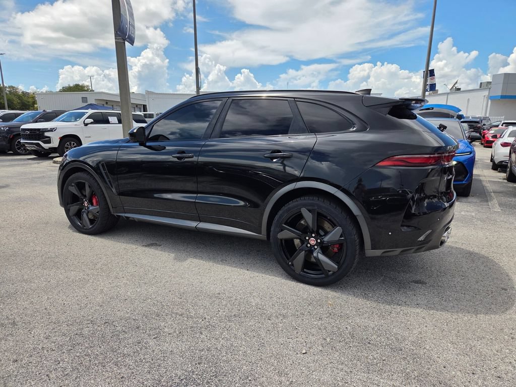 Used 2021 Jaguar F-PACE SVR AWD/4WD image 11