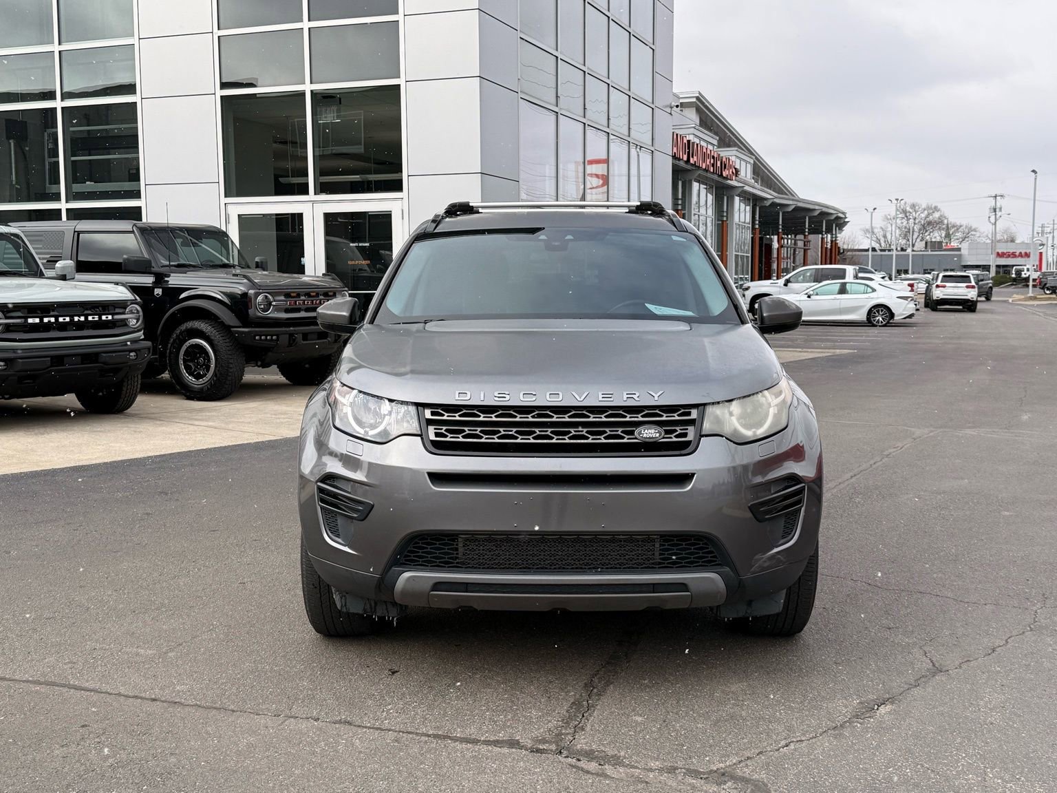 Used 2016 Land Rover Discovery Sport SE AWD/4WD image 7