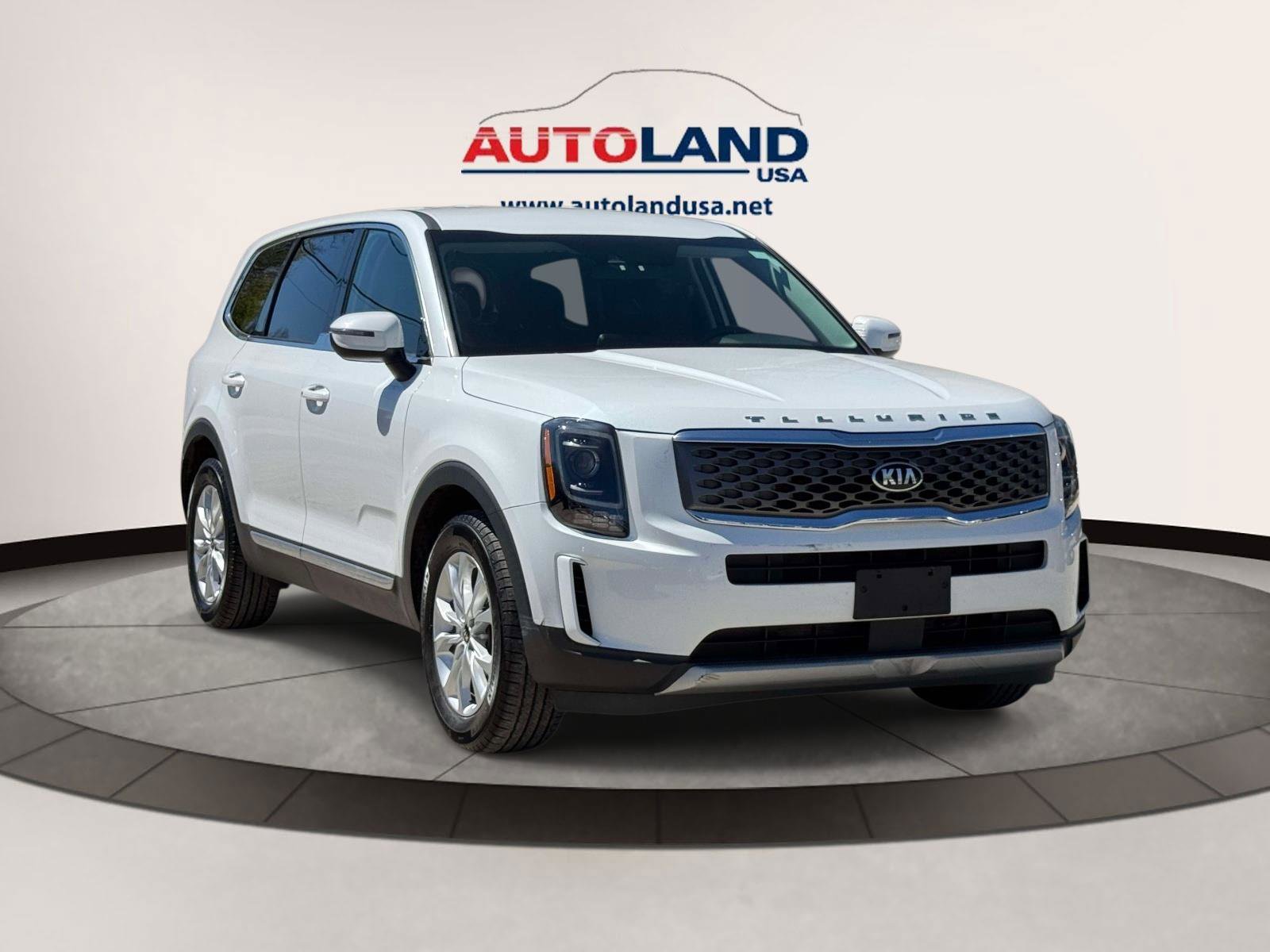 Used 2020 Kia Telluride LX AWD/4WD image 2