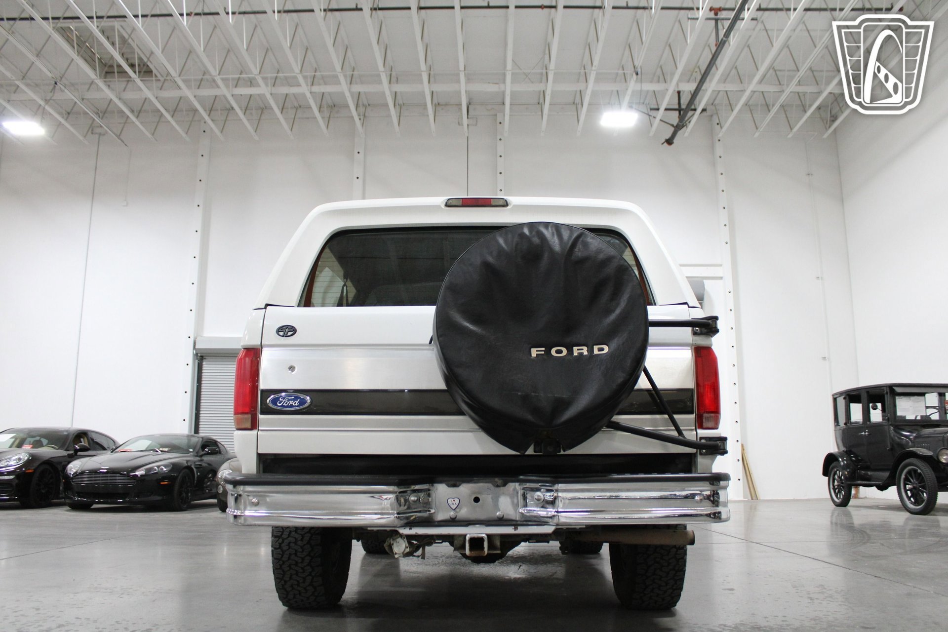 Used 1992 Ford Bronco XLT AWD/4WD image 22