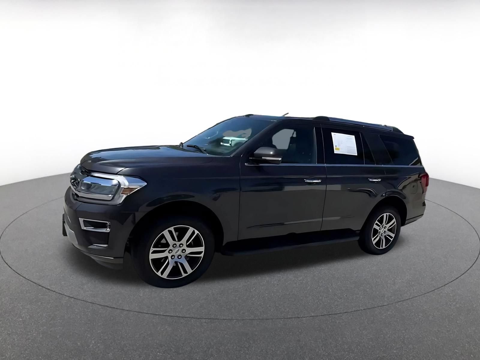Used 2024 Ford Expedition Limited AWD/4WD image 7