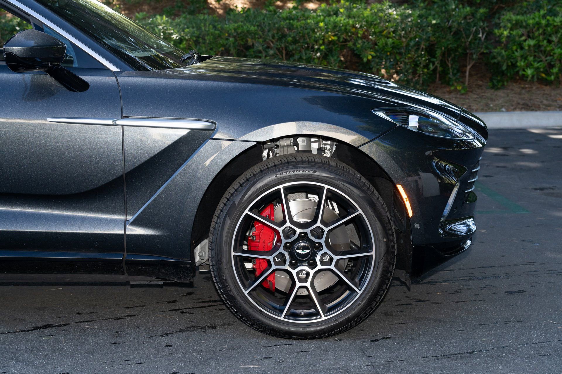 Used 2021 Aston Martin DBX image 23