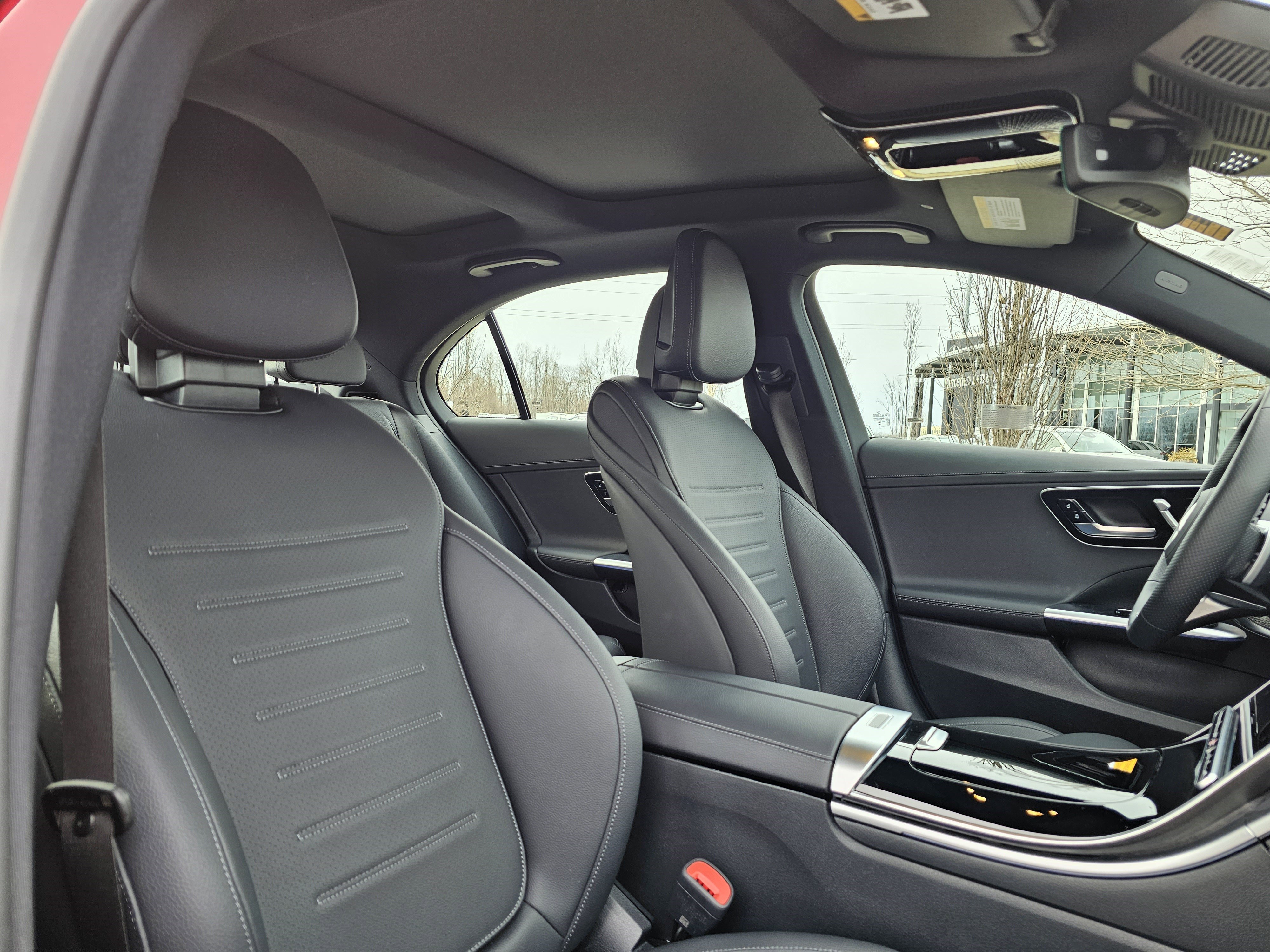 Used 2025 Mercedes-Benz C 300 4MATIC Sedan image 15