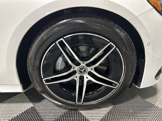 Used 2026 Mercedes-Benz E 450 4MATIC Sedan image 9