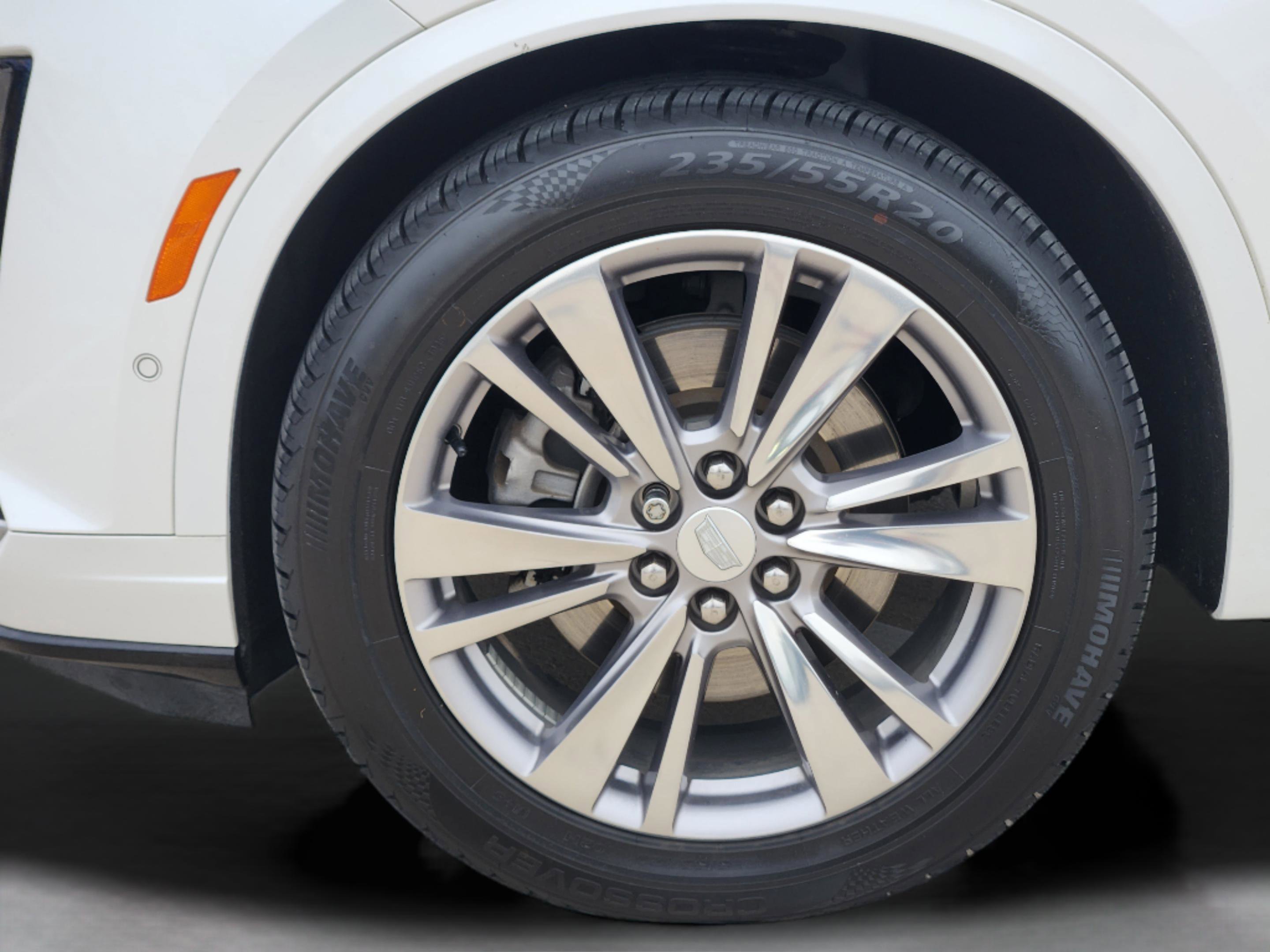 Used 2023 Cadillac XT6 Premium Luxury w/ Technology Package image 44