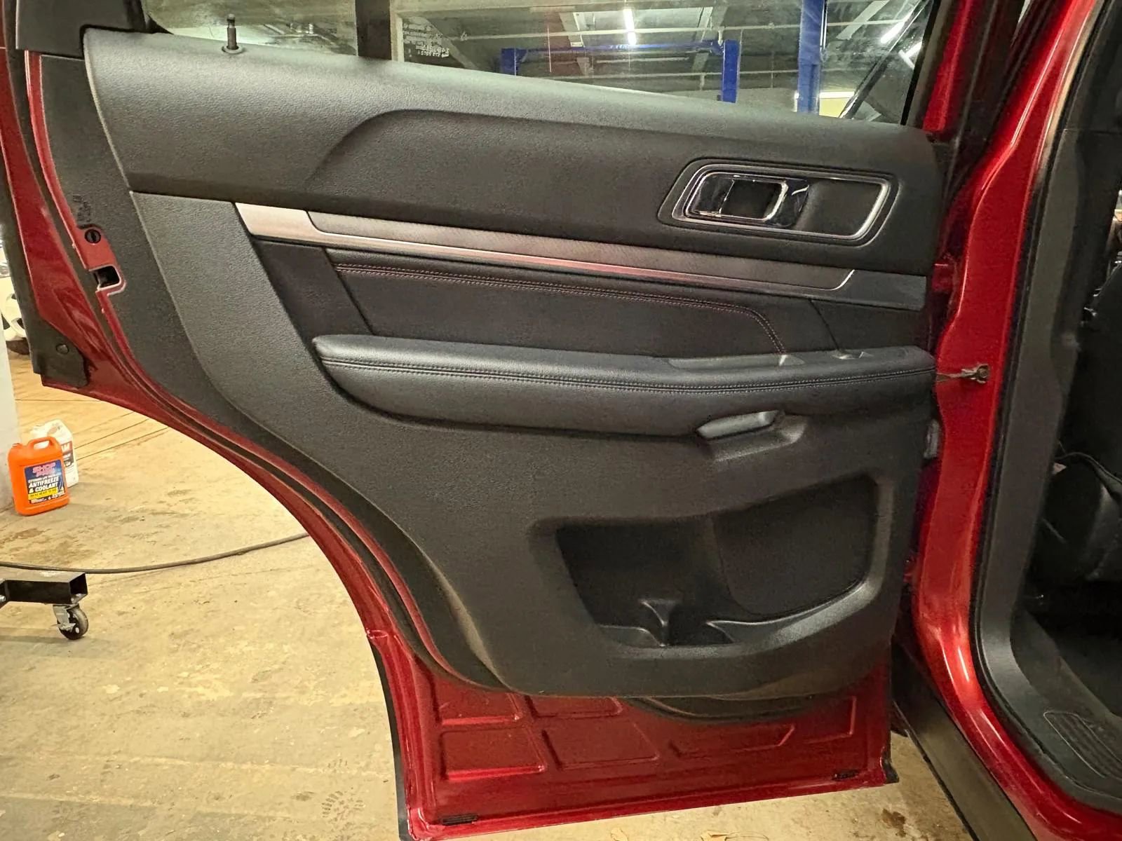 Used 2018 Ford Explorer Sport w/ Equipment Group 401A image 32