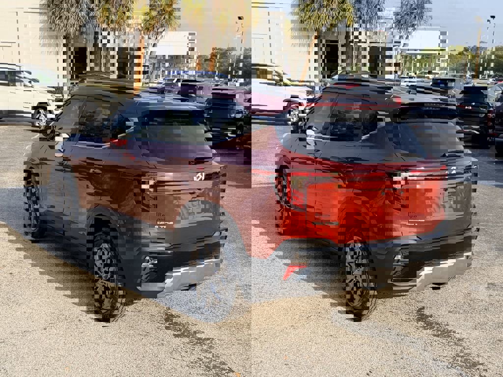 Certified 2024 Kia Seltos S image 7